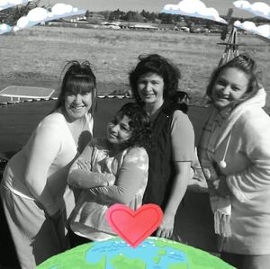 Meet your Posher, Idell